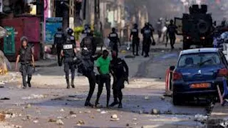 المعارضة الكاميرونية: مقتل متظاهرين اثنين مع تصاعد التوترات