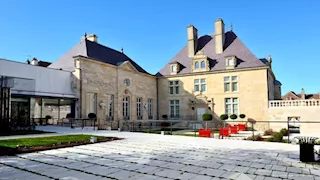 بعد ساعات من سرقة اللوفر .. متحف الفيلسوف الفرنسي ديدرو يتعرض لواقعة مشابهة