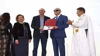 الاحتفال بمئوية يوسف شاهين.. محافظ الأقصر يلتقي إدارة مهرجان الأقصر للسينما الأفريقية