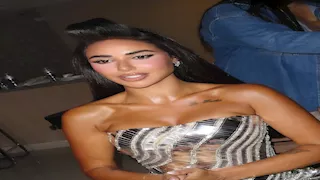 فستان قصير وجريء.. أية سماحة بإطلالة جريئة