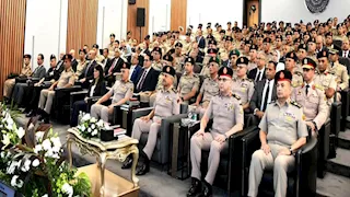 وزير الدفاع يشهد مناقشة البحث الرئيسي لمركز الدراسات الإستراتيجية للقوات المسلحة 