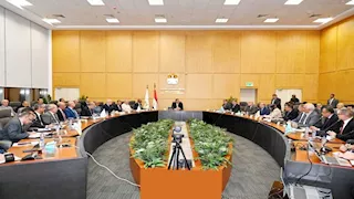 وزير الإسكان يتابع مشروعات المياه والصرف بالفيوم والمنيا