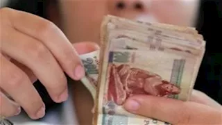 حكم أخذ الموظف نسبة أو عمولة من شركة ما مقابل شراء شيء منها لجهة عمله