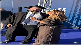 فيديو وصور.. ليلى علوي تحتفل بتخرج نجلها: "يا أغلى من نور عيني"