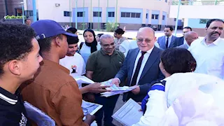 رئيس جامعة سوهاج يتفقد التدريبات العملية لطلاب الجغرافيا الطبيعية