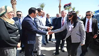 وزيرة التضامن ومحافظ جنوب سيناء يتفقدان القرية التراثية بشرم الشيخ