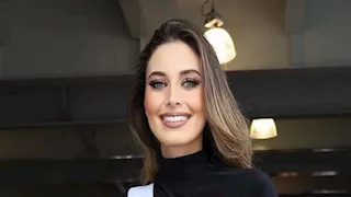 ندى كوسا تتألق بلوك خريفي أنيق في مديوغوريه.. هكذا نسقت إطلالتها 