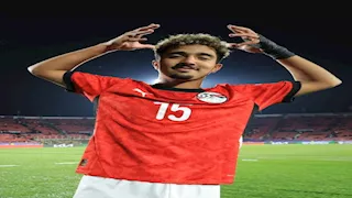 من الاعتراض إلى "تاج الملك".. 18 صورة ترصد المشادة الكلامية بين عمر خضر ومحمد عبدالله