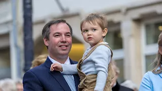 عمره 5 سنوات.. الأمير تشارلز أصغر وريث عرش في العالم