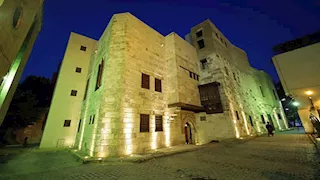 وزير الإسكان يهنيء شركة المقاولون العرب بمناسبة حصد 5 جوائز في مسابقة "ENR" العالمية