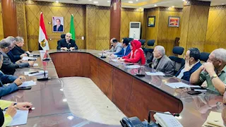 بعد انتشار الفيديو.. ضبط سائق تاكسي طلب أجرة أعلى من التسعيرة بالمنيا