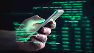 تحذير من احتيالات إلكترونية تستهدف عشاق الرياضة عبر التذاكر والبث