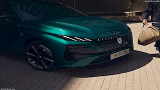 بيجو تطلق سيارتها E-308 الكهربائية بسعر يعادل 2.3 مليون جنيه.. صور