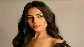 ولاء الشريف بإطلالة كاجوال.. كيف أطلت؟