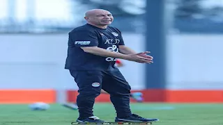 أول مصري.. حسام حسن يقترب من إنجاز تاريخي