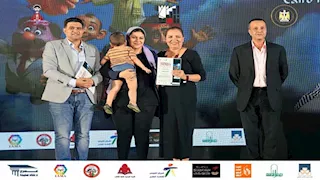 بالصور.. تكريم الفرق المشاركة وإعلان توصيات الدورة الأولى من "مهرجان مسرح العرائس"