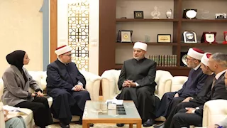 المفتي يبحث التعاون المشترك مع وفد من المحكمة العليا الشرعية بفلسطين