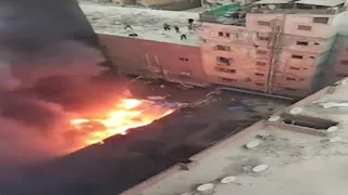 النيران التهمت عقارين ومخزن.. التفاصيل الكاملة لحريق الحرفيين