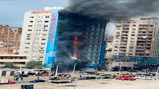 حريق هائل في مستشفى راقودة بالإسكندرية.. والحماية المدنية تحاول إنقاذ المرضى - فيديو وصور