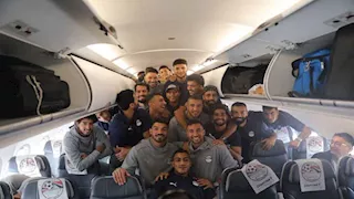 صور من داخل الطائرة.. منتخب مصر يعود إلى القاهرة بعد التأهل لمونديال 2026