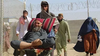 محادثات باكستانية بريطانية بشأن إعادة توطين اللاجئين الأفغان
