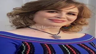 غير مناسب لقوامها.. ناقد موضة يعلق على إطلالة إلهام شاهين في مهرجان القاهرة