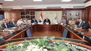 بالصور- محافظ بني سويف يتابع اليوم الأول لانتخابات النواب 2025