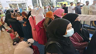 إقبال كثيف لسيدات أسوان في اليوم الأول لانتخابات النواب (فيديو وصور)