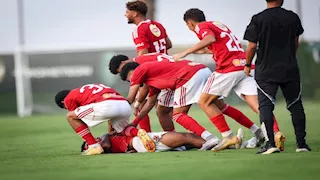 وليد سليمان يهنئ لاعبي الأهلي بفوزهم على الزمالك في دوري الجمهورية