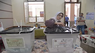 أستاذ علوم سياسية: الأداء الانتخابي أفضل في المرحلة الثانية.. والإقبال متفاوت 