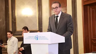 وزير الصحة: مواطنة عراقية أشادت بانخفاض أسعار الكشف في مصر