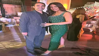 3 صور لجمال حمزة وزوجته في حفل زفاف محمد غانم