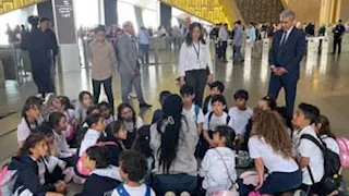 وزير السياحة والآثار يتفقد سير العمل بالمتحف المصري الكبير