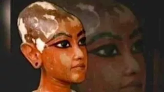 "رأس اللوتس" للملك الذهبي.. "جمال الفن" و"عمق الرمز" لحضارة ملهمة في قطعة واحدة