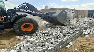 إزالة 16 حالة تعدٍّ بالإسماعيلية على مساحة 11800 متر مربع -صور