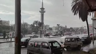 "قاسم لم تفسد".. أمطار غزيرة تجتاح سواحل الإسكندرية 