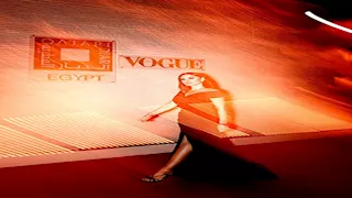 "أشيك واحدة".. رشا مهدي تخطف الأنظار بفستان أسود جريء