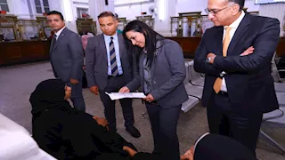 وزيرة التضامن تزور المقر الرئيسي لبنك ناصر وتتفقد سير العمل 