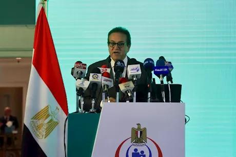 وزير الصحة يدعو الإعلامي مجدي الجلاد لتبني حملة "قلبك أمانة"