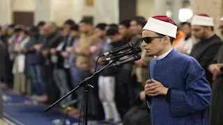 دولة التلاوة.. قارئ يصف شيخه بـ"صانع النجوم" ويوجه رسالة للرئيس السيسي