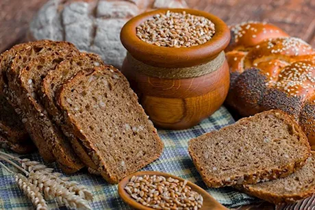 السعرات الحرارية في خبز الحبة الكاملة- هل ينقص الوزن؟    