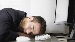 أزمة عالمية صامتة.. 72% من البالغين يكافحون النعاس صباحا