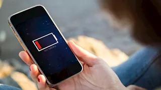 3 إعدادات في هاتفك تسبب استنزاف البطارية بسرعة.. تفاصيل