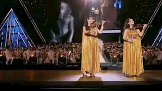 أحمد أبو زهرة يحتفل بابنتيه بعد افتتاح المتحف الكبير: الرئيس الألماني أصر يسلم عليهما