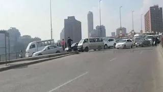 سقوط غامض من أعلى كوبري 15 مايو