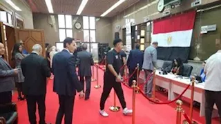 سفيرنا في بلجيكا: مشاركة لافتة على التصويت.. وتوقعات بإقبال أكبر غدًا