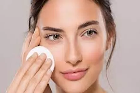 فوائد جل الصبار مع زيت جنين القمح للبشرة.. طبيب يوضح