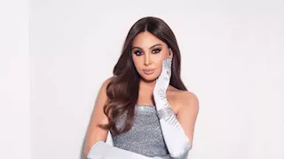 كيف نسقت إليسا إطلالتها في أحدث ظهور لها؟