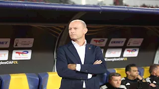 "خوفا من الرحيل مجانا".. الأهلي يحيل ملف لاعبه إلى توروب