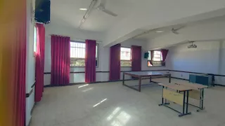 محافظ جنوب سيناء: 15 مدرسة و18 لجنة فرعية جاهزة لانتخابات النواب